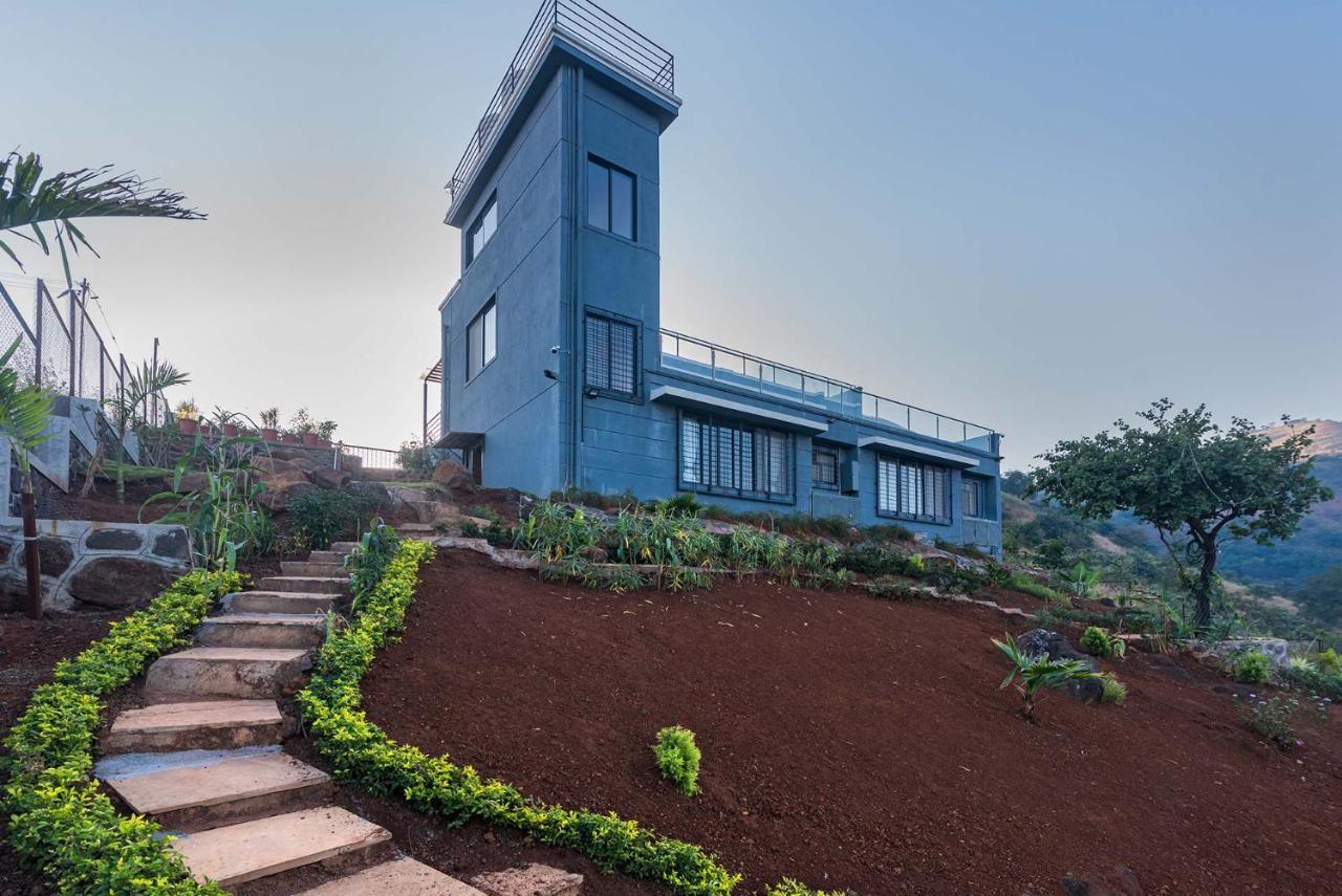 Eyes On The Lake By Stayvista - A Hillside Villa With A Captivating View Of The River Pune Exterior foto
